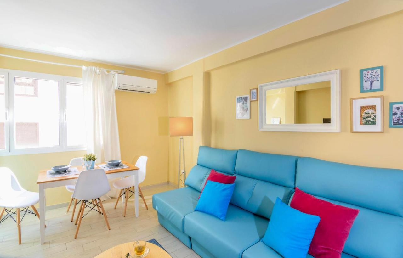 Apartamento Vialia Malaga Exterior photo